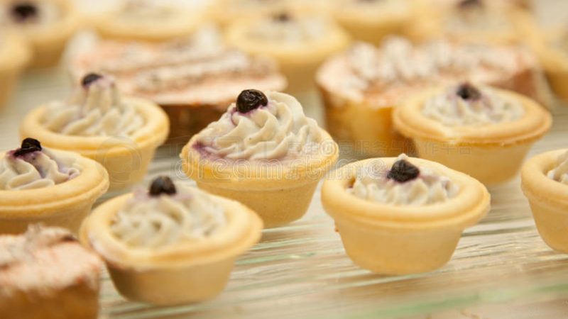 揭秘成都零食批发市场：网红爆款拿货全攻略