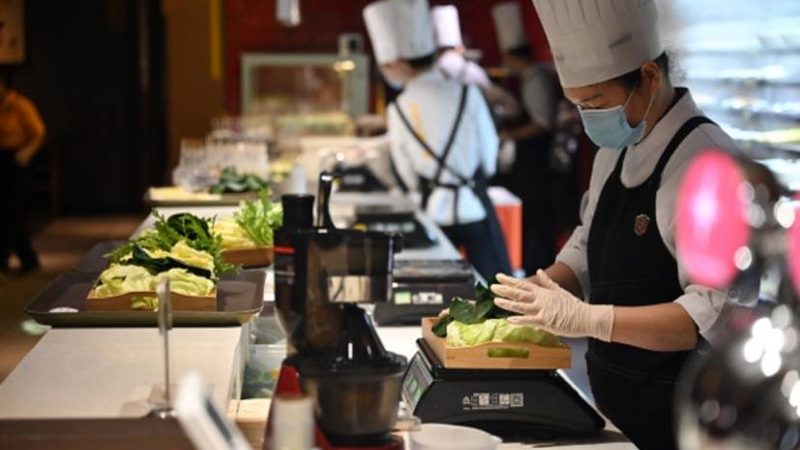 小食品代加工：揭秘行业背后的秘密**